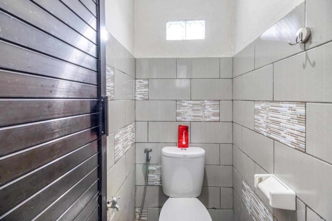 Reddoorz Hostel Near Stadion Mandala Krida Yogya Yogyakarta Kültér fotó
